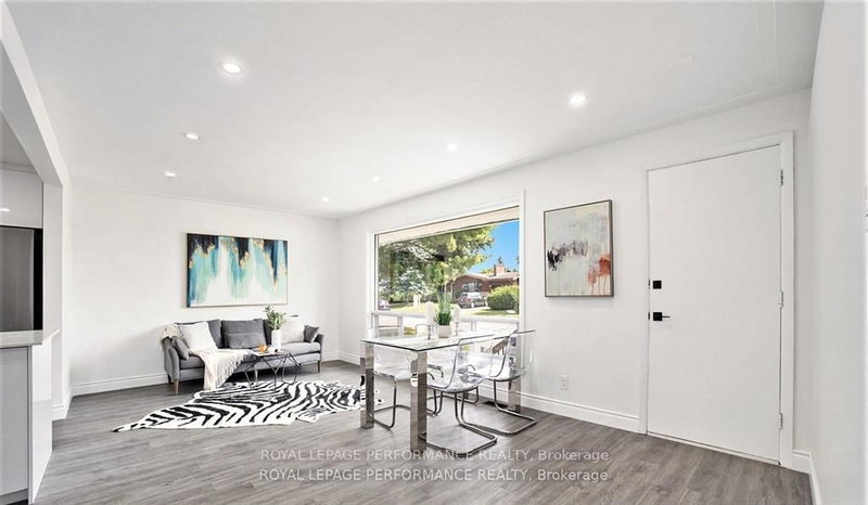 33 Majestic Dr N, Ottawa, K2G 1C6 | Image 2