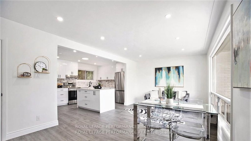 33 Majestic Dr N, Ottawa, K2G 1C6 | Image 3