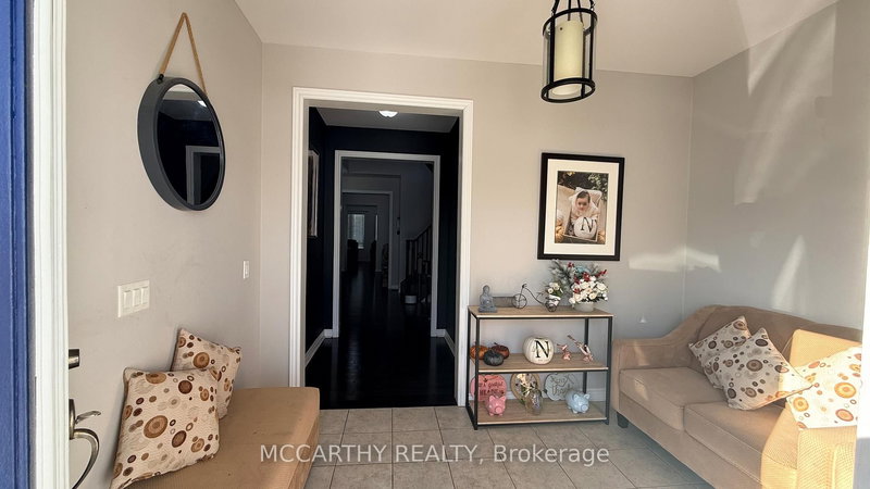 124 Johnson Dr, Shelburne, L9V 3V9 | Image 3