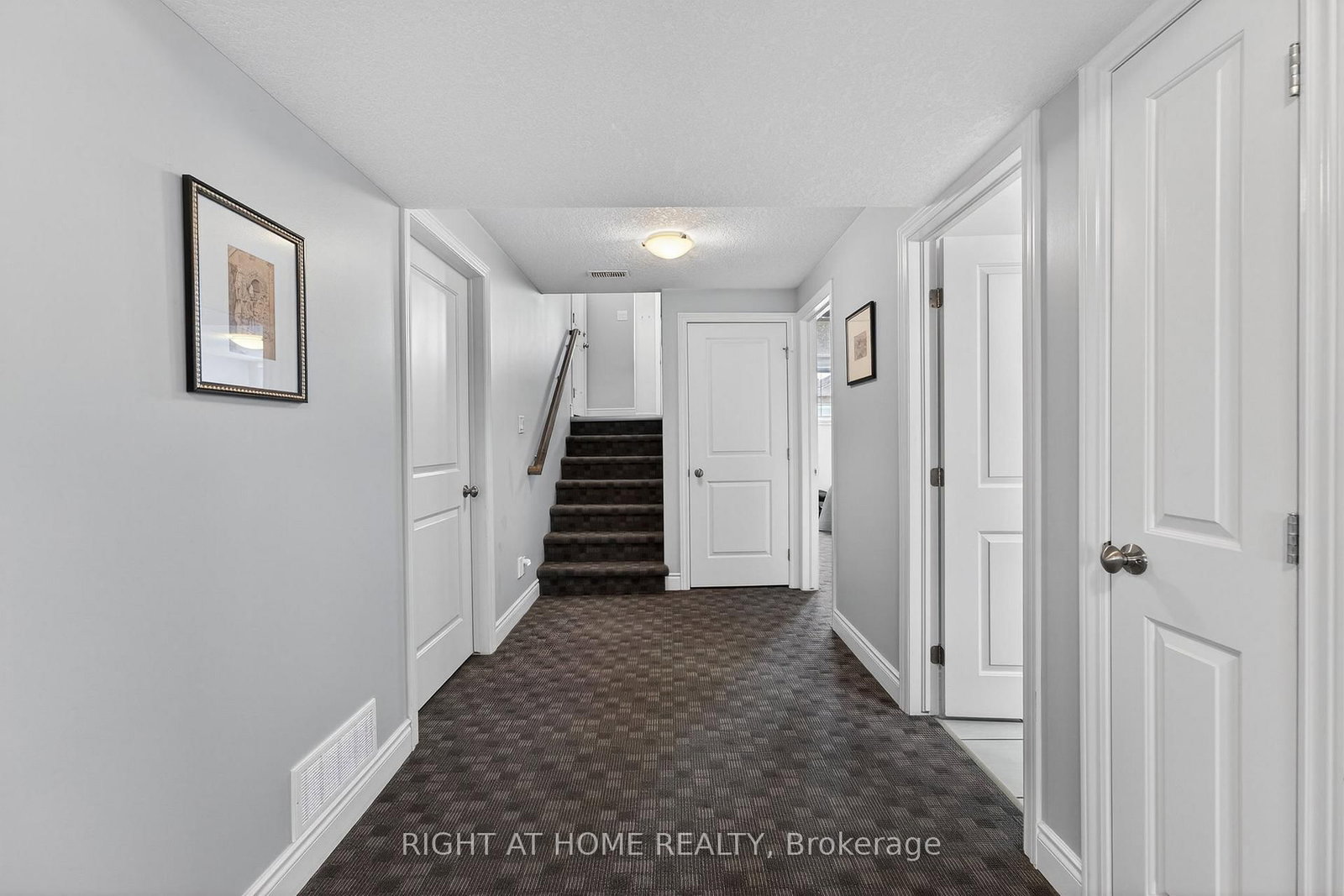 Detached House for sale at 48 Freedom Crescent, Quinte West, Ontario, K8V 0C2 - Sidney Ward - MLS: X12917536