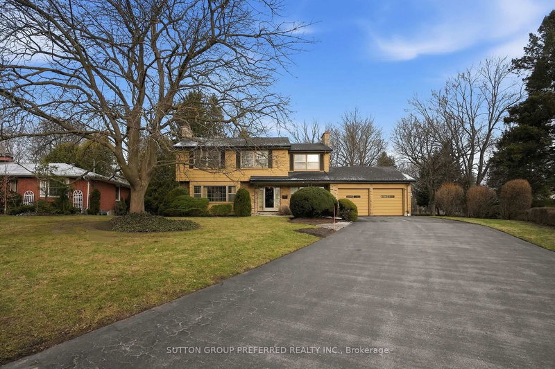 home for sale on 18 Ruskin Court