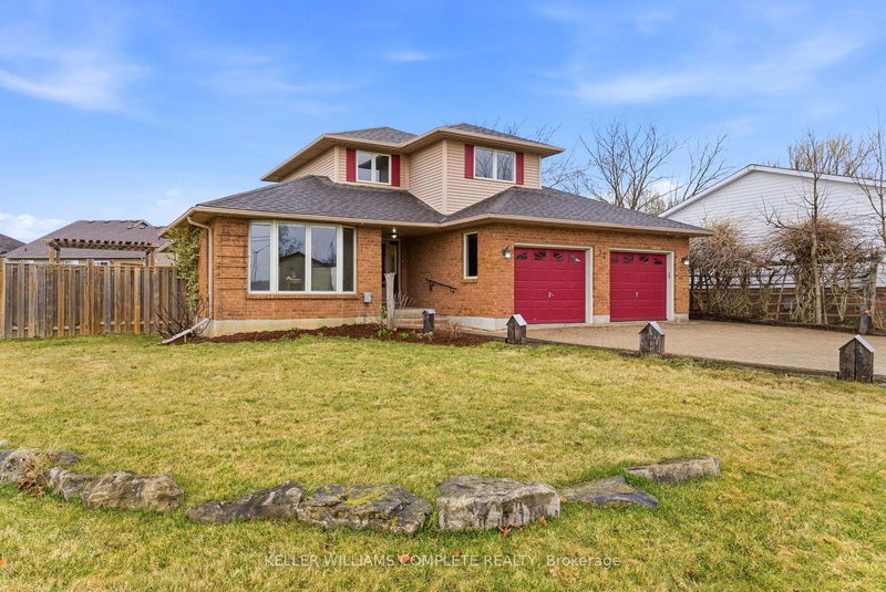 72 WADE Rd, West Lincoln, L0R 2A0 | Image 2