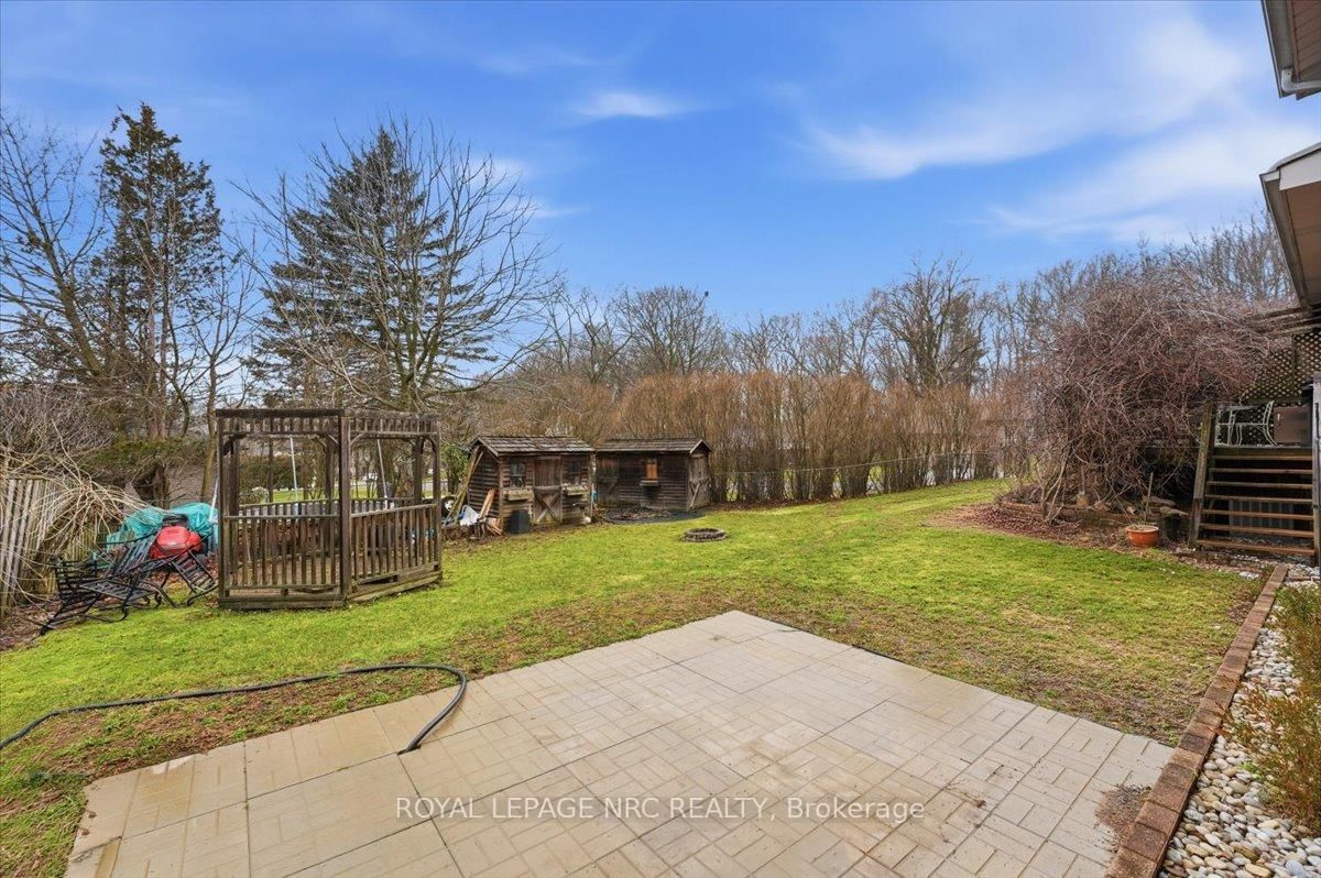 Detached House for sale at 14 Valiant Street, Pelham, Ontario, L0S 1E0 - Fonthill - MLS: X12917886