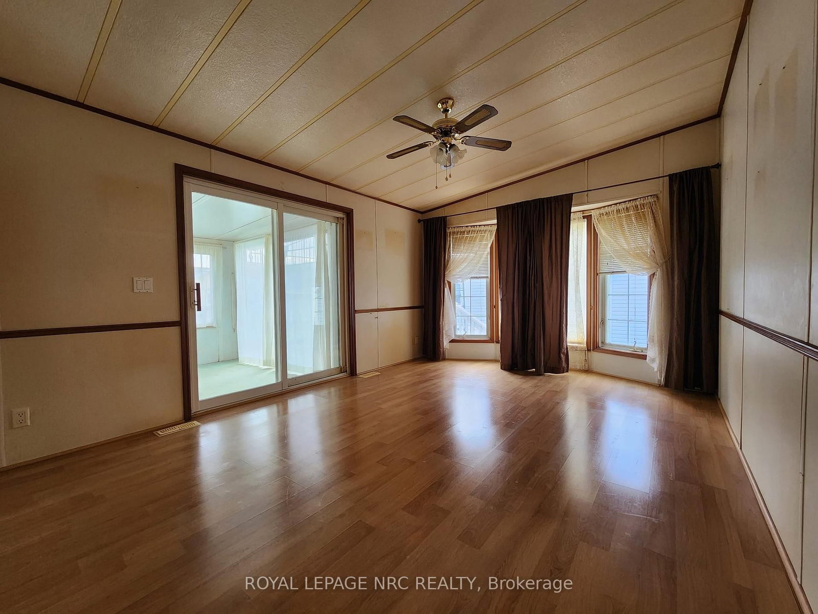 3033 Townline Road, Unit 233 - Photo 11