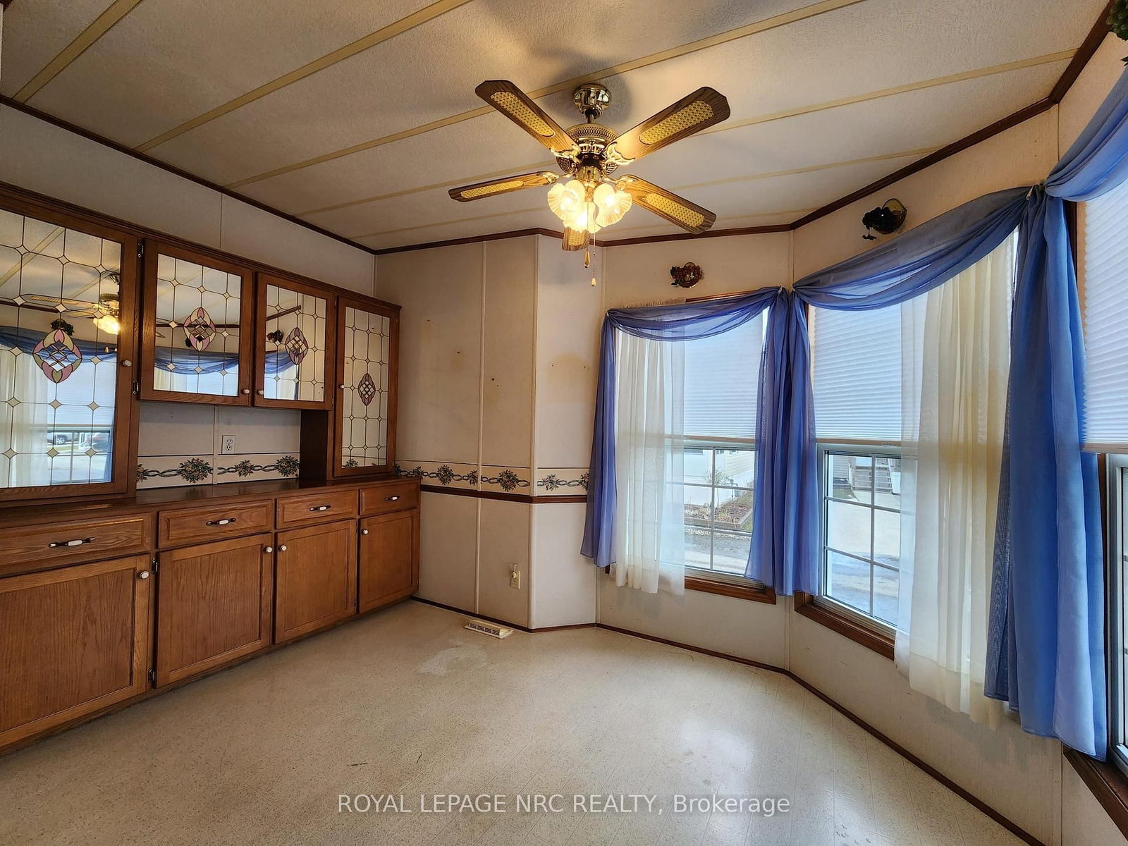 3033 Townline Road, Unit 233 - Photo 8