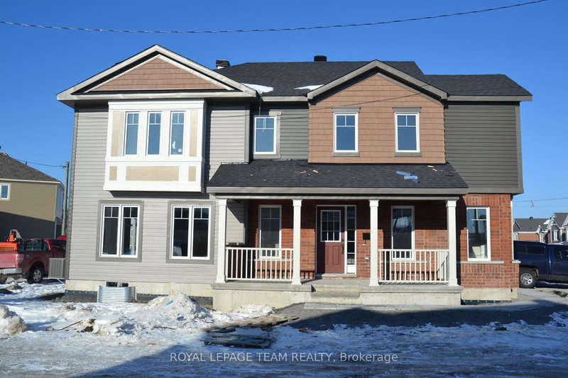 home for lease on 121 SANTOLINA Street