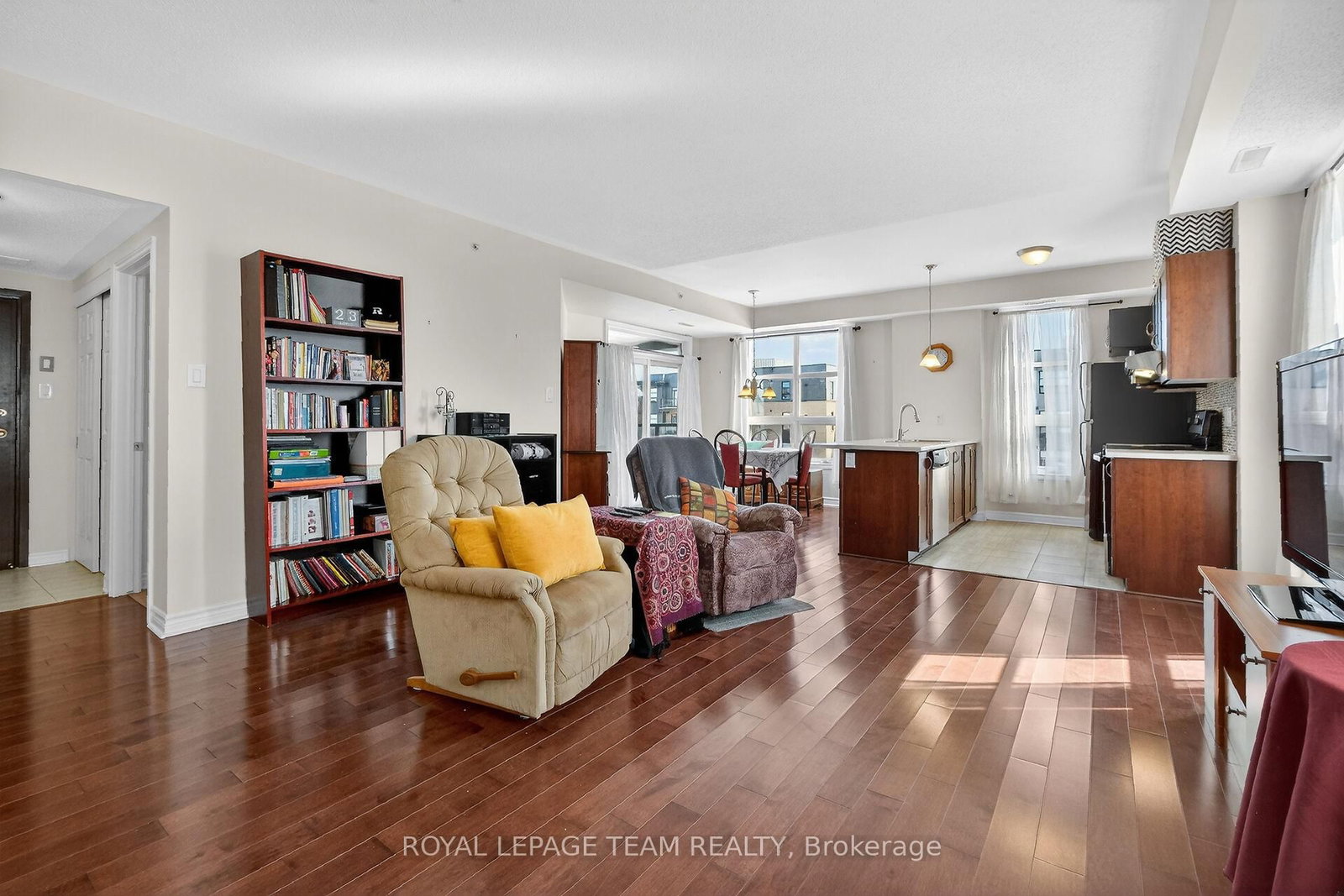 100 Montblanc Private, Unit 302 - Photo 10