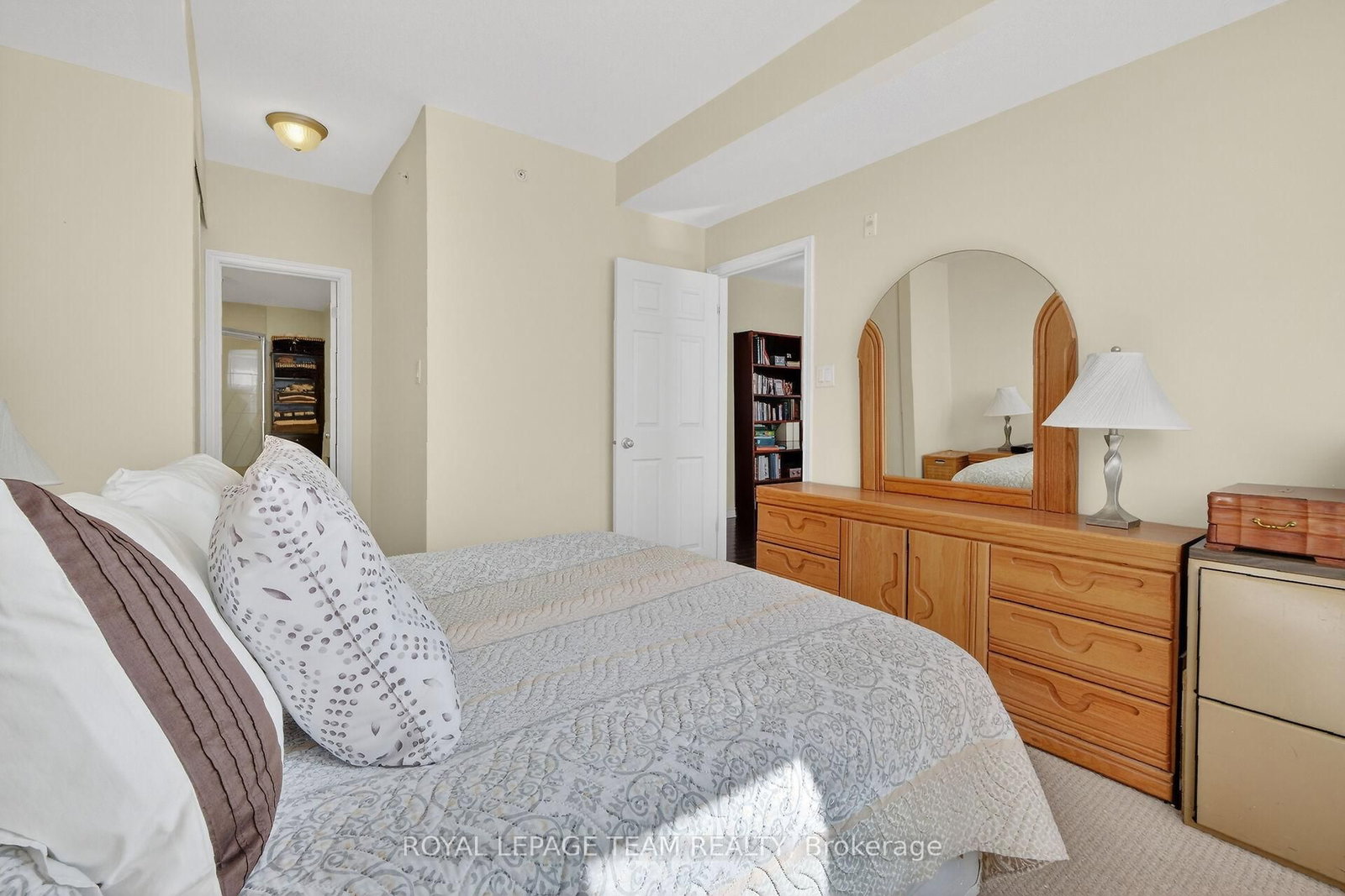 100 Montblanc Private, Unit 302 - Photo 38