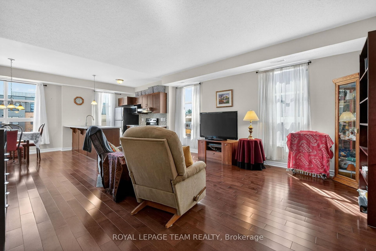 100 Montblanc Private, Unit 302 - Photo 8