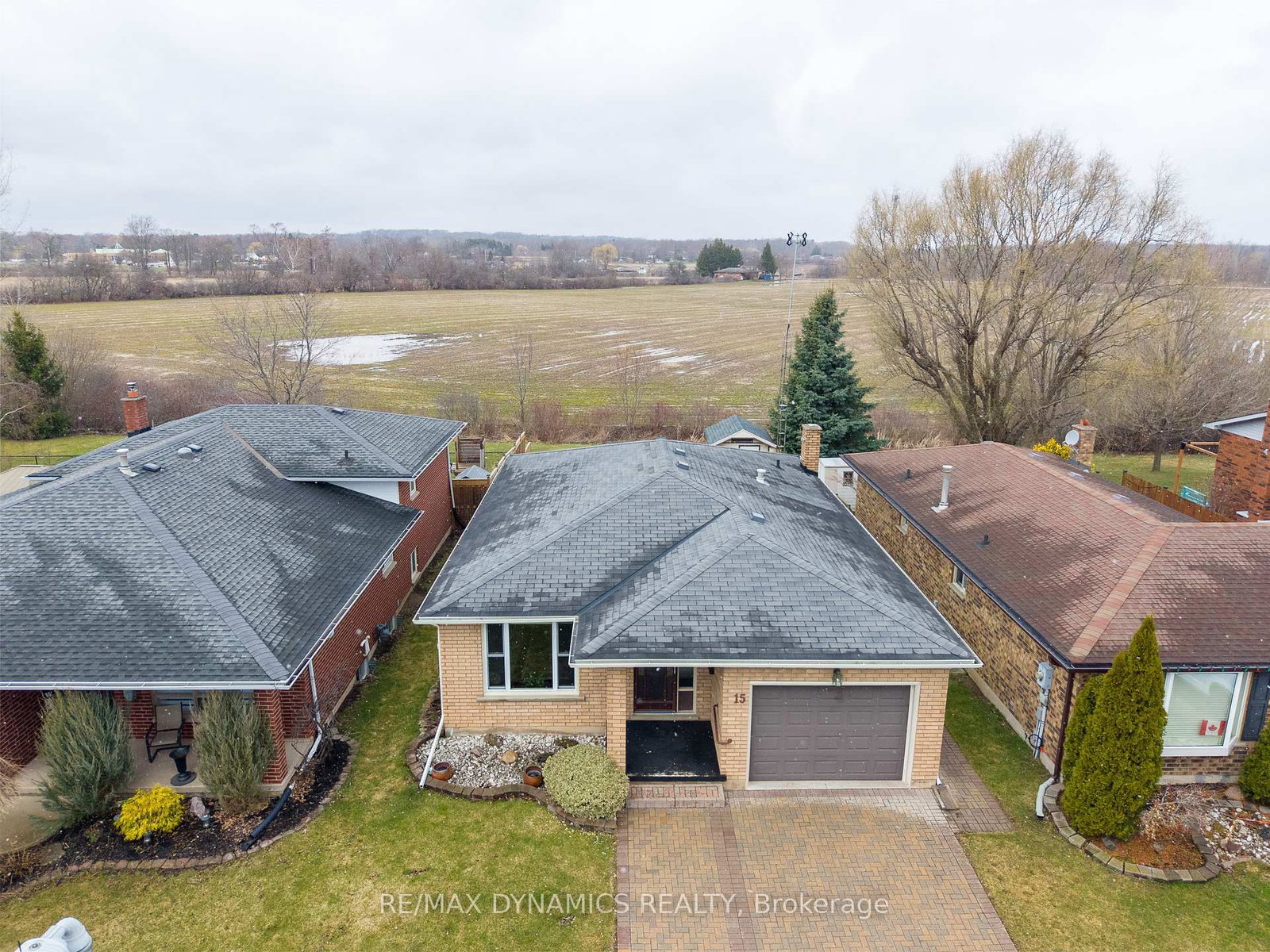 Detached House for sale at 15 Rollins Drive, Welland, Ontario, L3C 6Z7 - N. Welland - MLS: X12918494