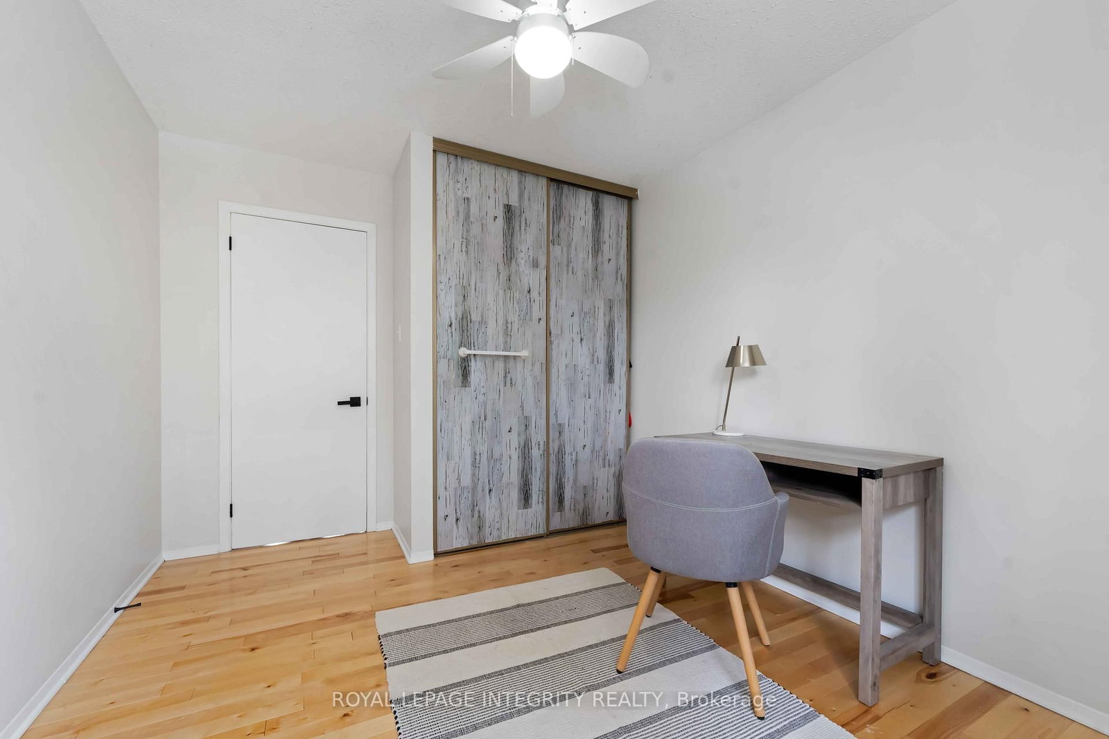 1585 Heron Road, Unit 19 - Photo 16