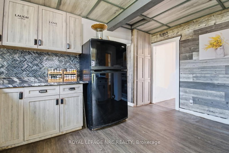 529 Rosehill Rd, Fort Erie, L2A 5M4 | Image 3