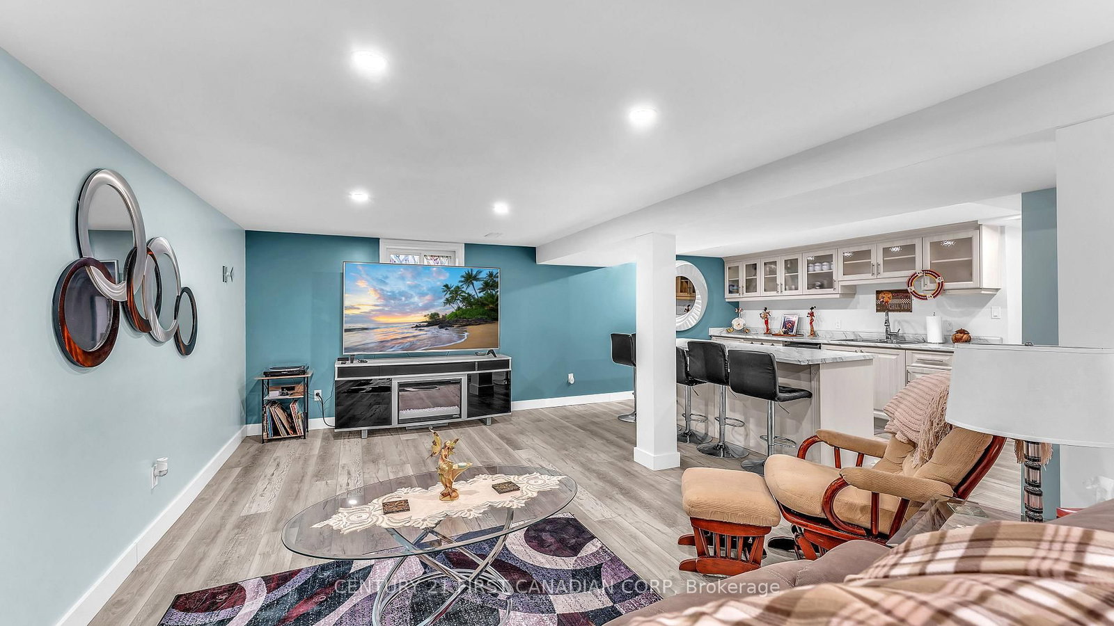 Listing Image 13
