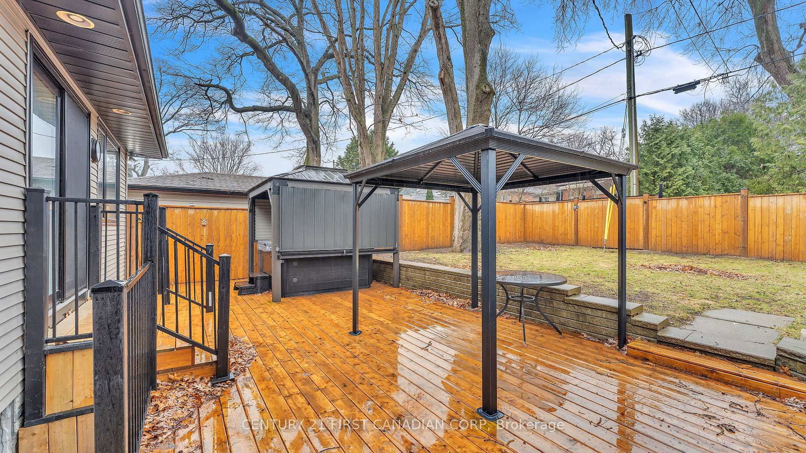 Listing Image 19