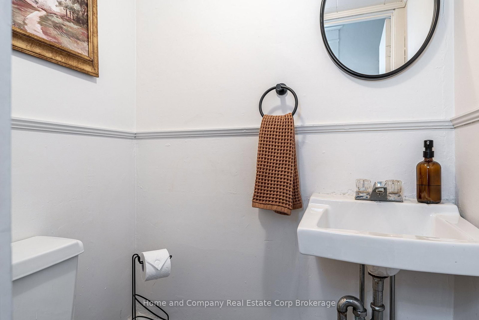 211 Queen Street W - Photo 14