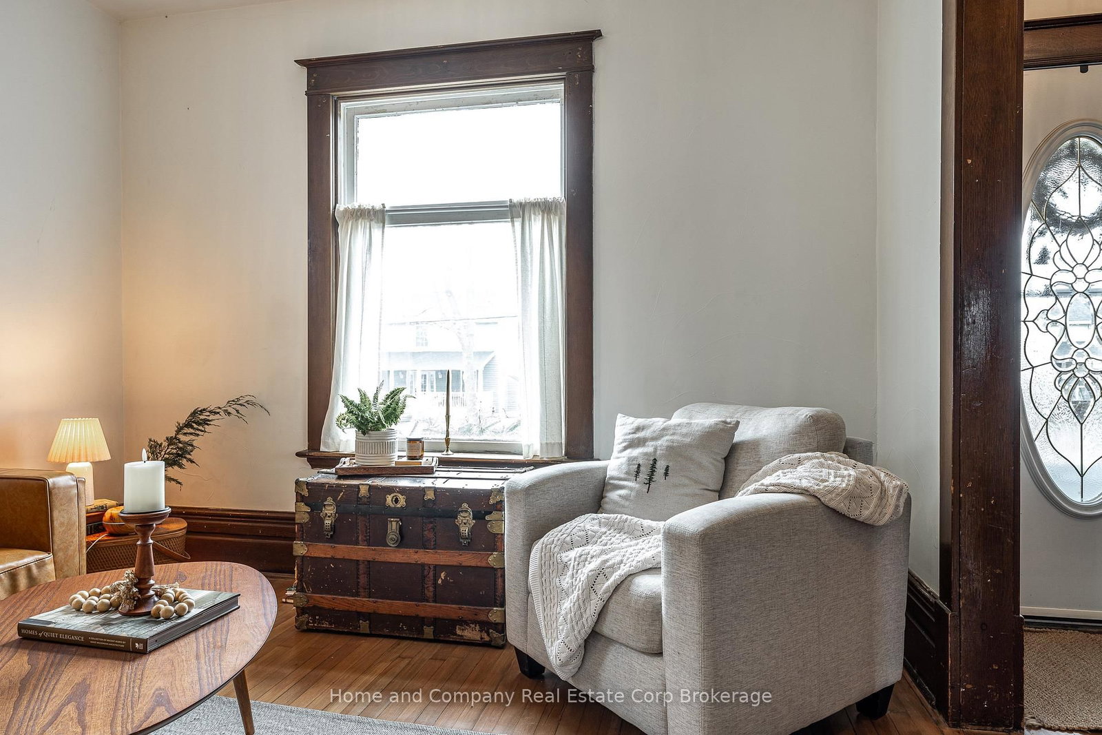 211 Queen Street W - Photo 6