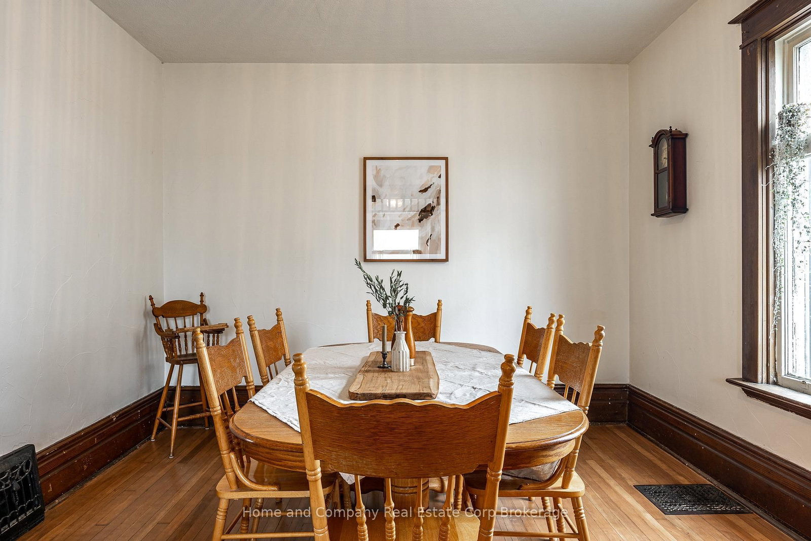 211 Queen Street W - Photo 7