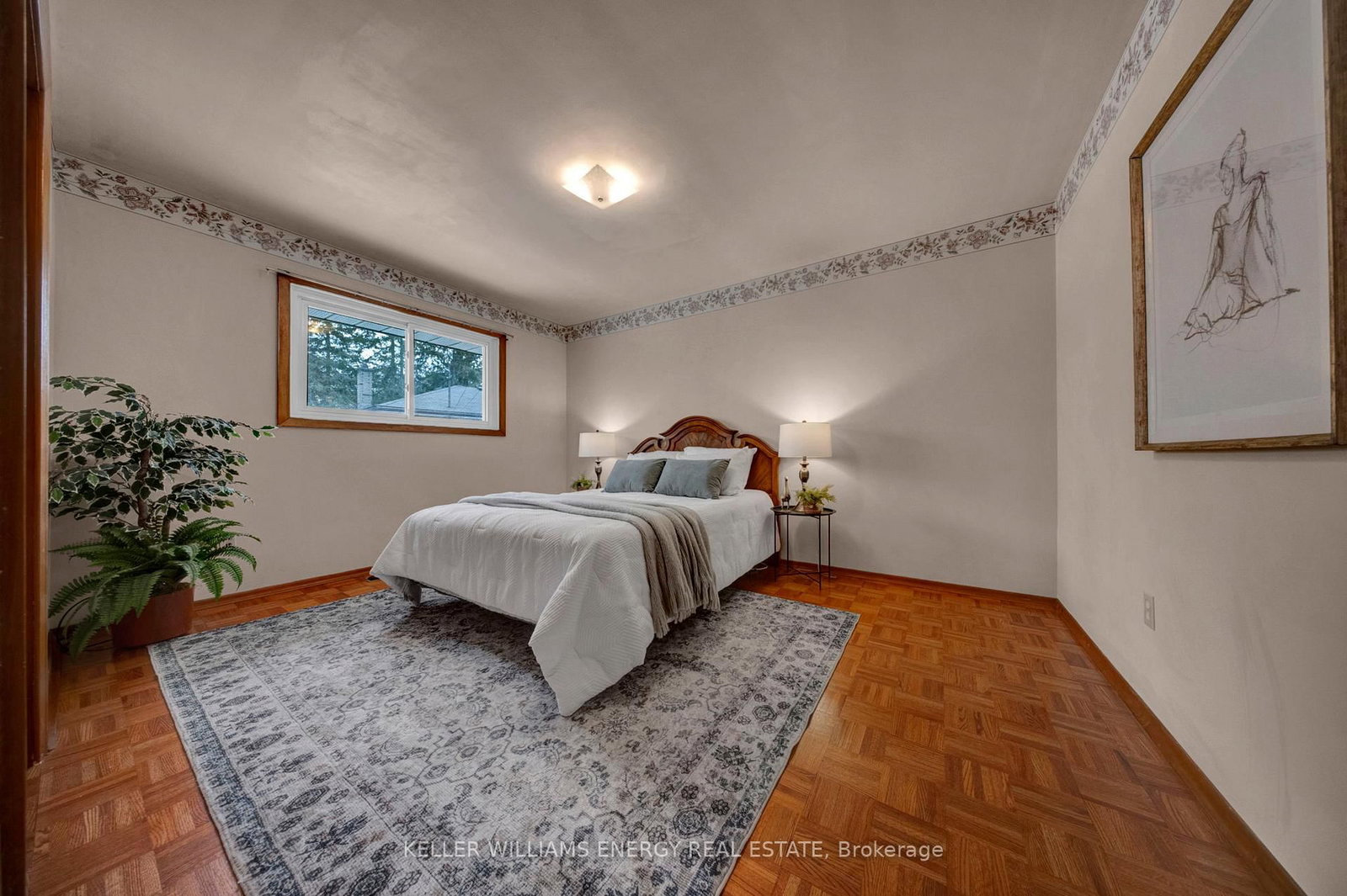 Detached House for sale at 855 Timothy Street, Peterborough, Ontario, K9H 6H5 - Northcrest Ward 5 - MLS: X12919050