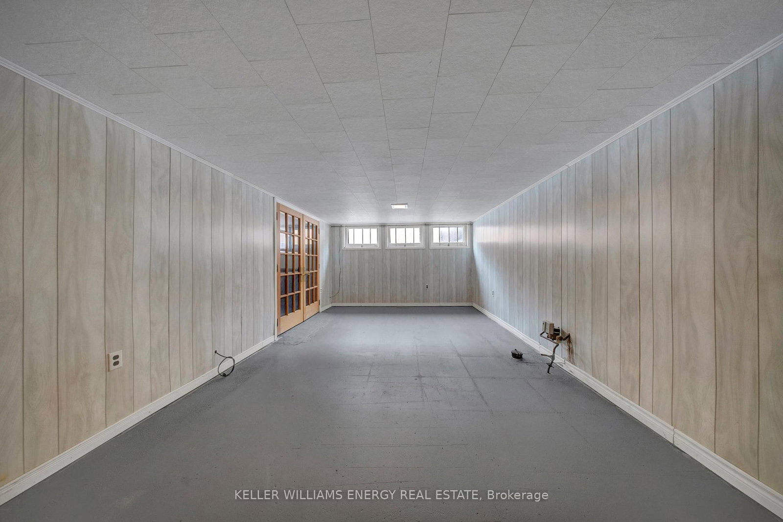 Detached House for sale at 855 Timothy Street, Peterborough, Ontario, K9H 6H5 - Northcrest Ward 5 - MLS: X12919050