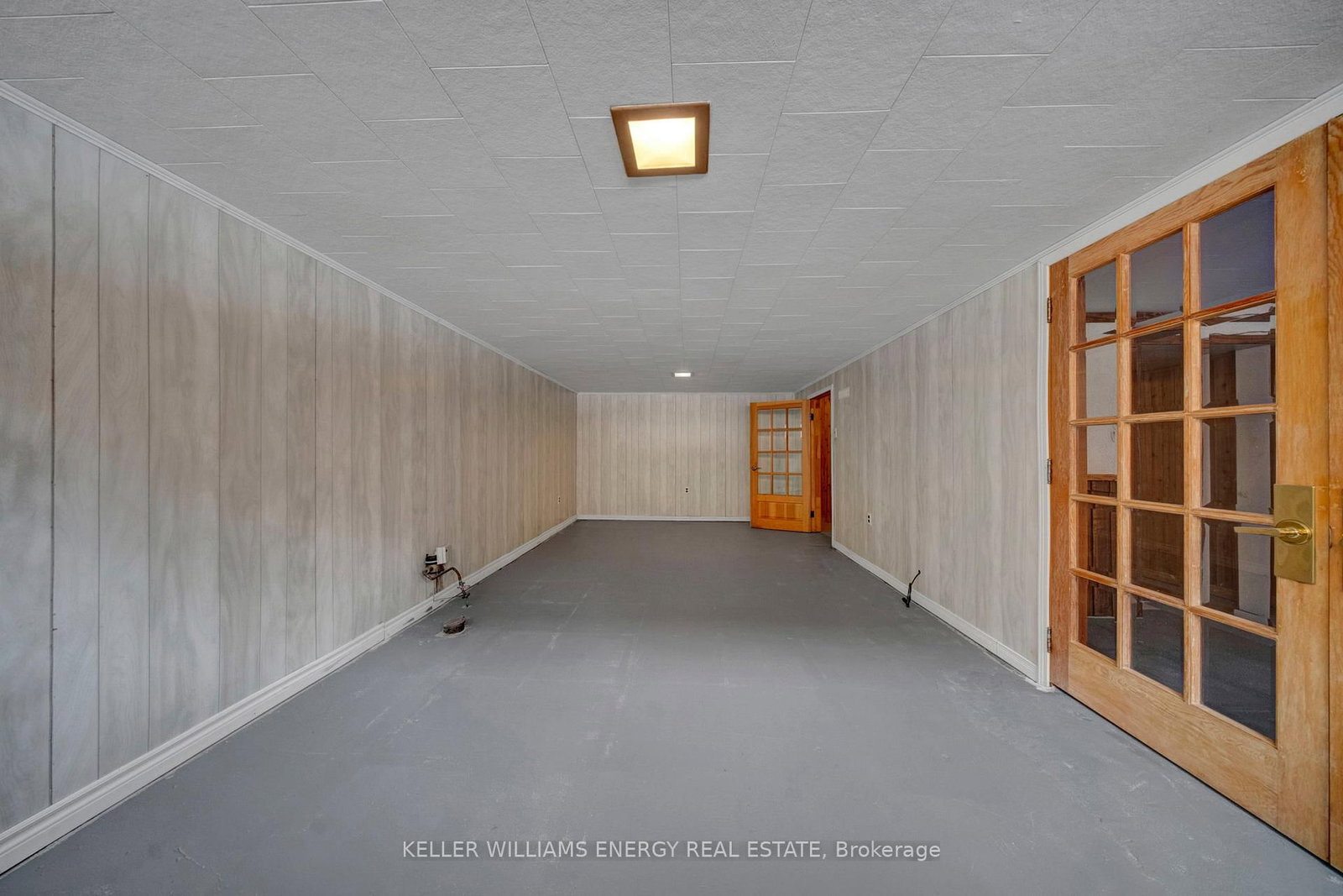 Detached House for sale at 855 Timothy Street, Peterborough, Ontario, K9H 6H5 - Northcrest Ward 5 - MLS: X12919050