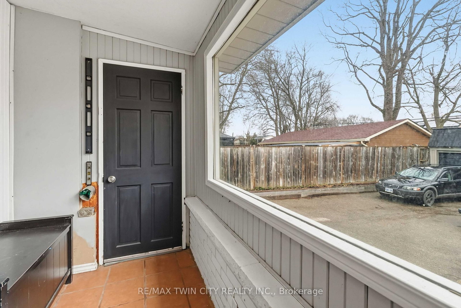 209 Grand River Street N - Photo 20