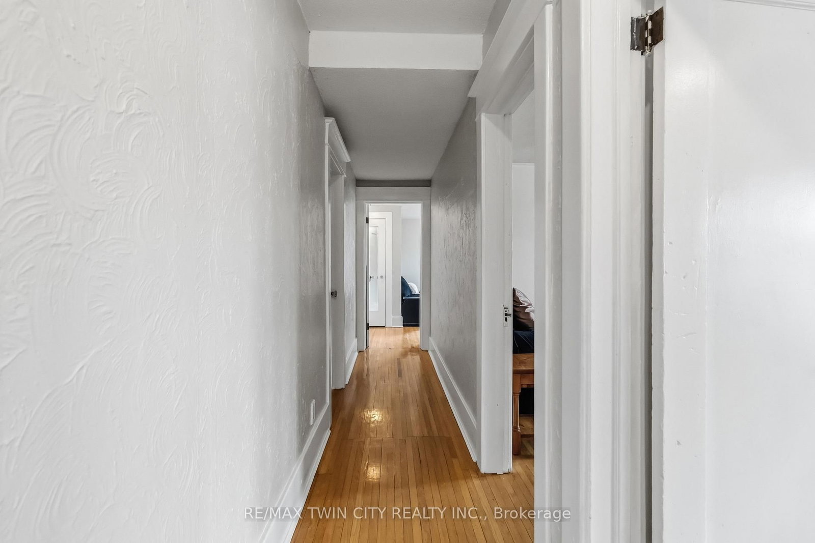 209 Grand River Street N - Photo 23