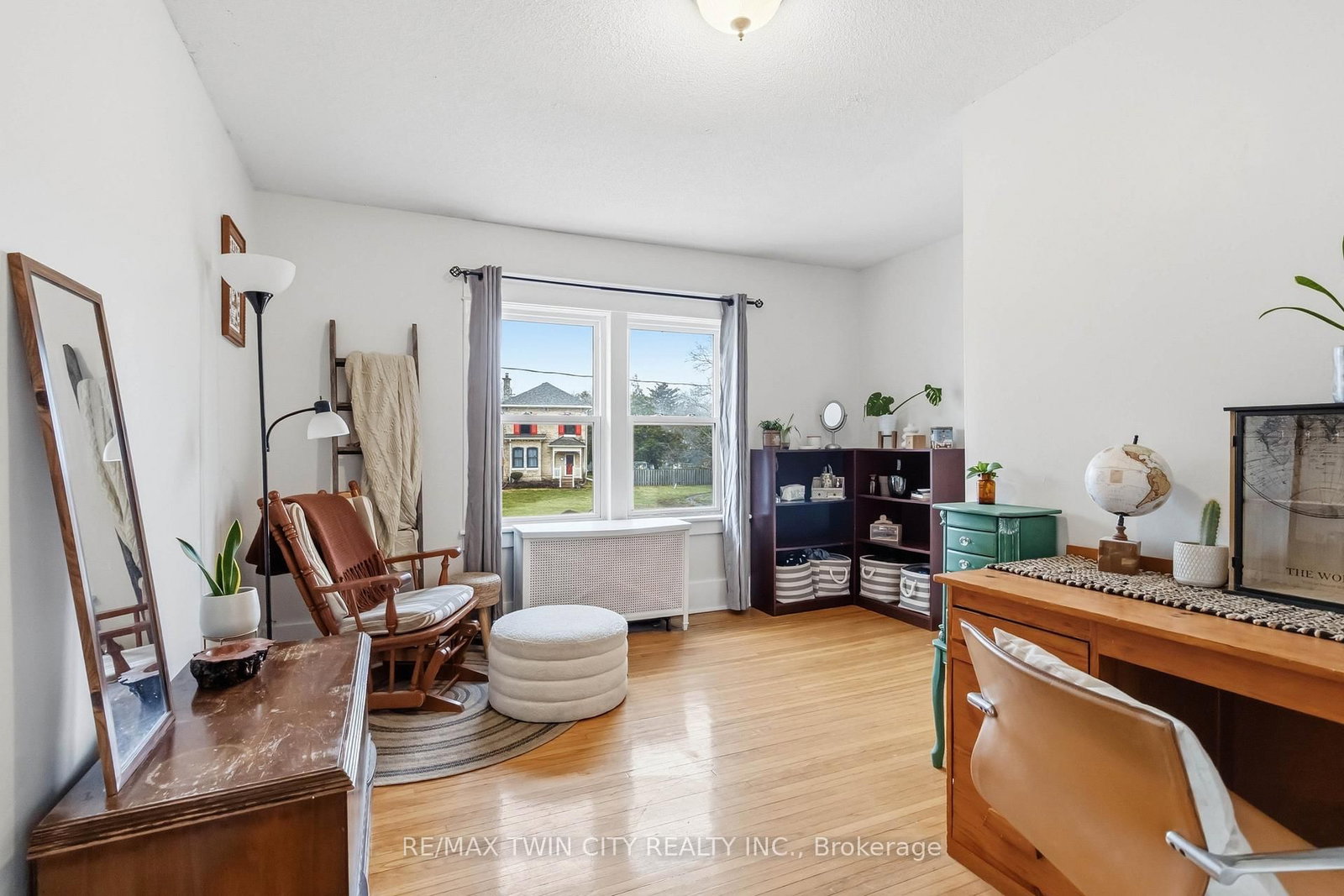 209 Grand River Street N - Photo 26