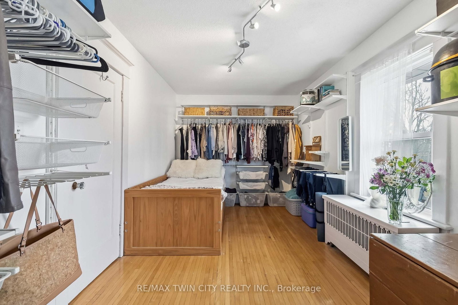 209 Grand River Street N - Photo 30