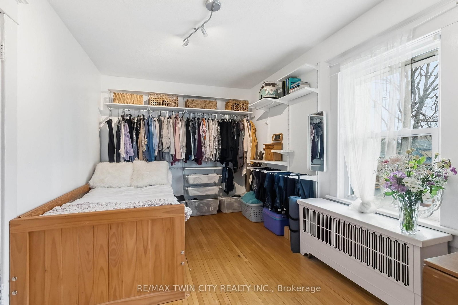 209 Grand River Street N - Photo 31