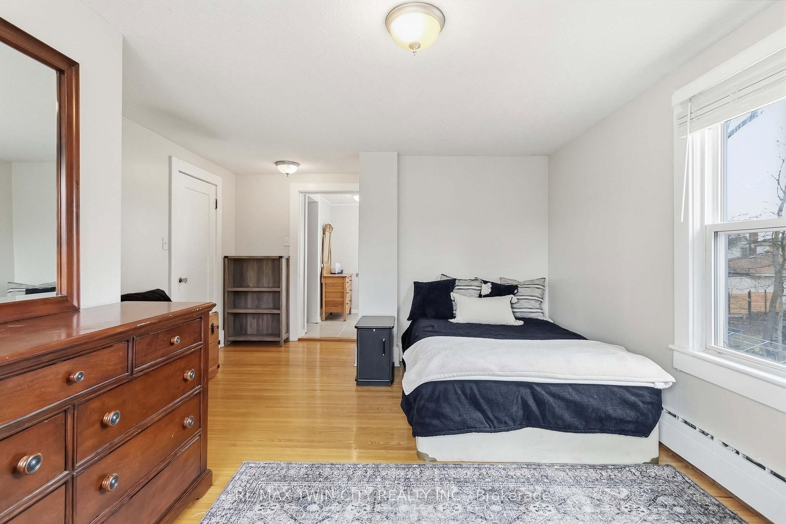 209 Grand River Street N - Photo 34