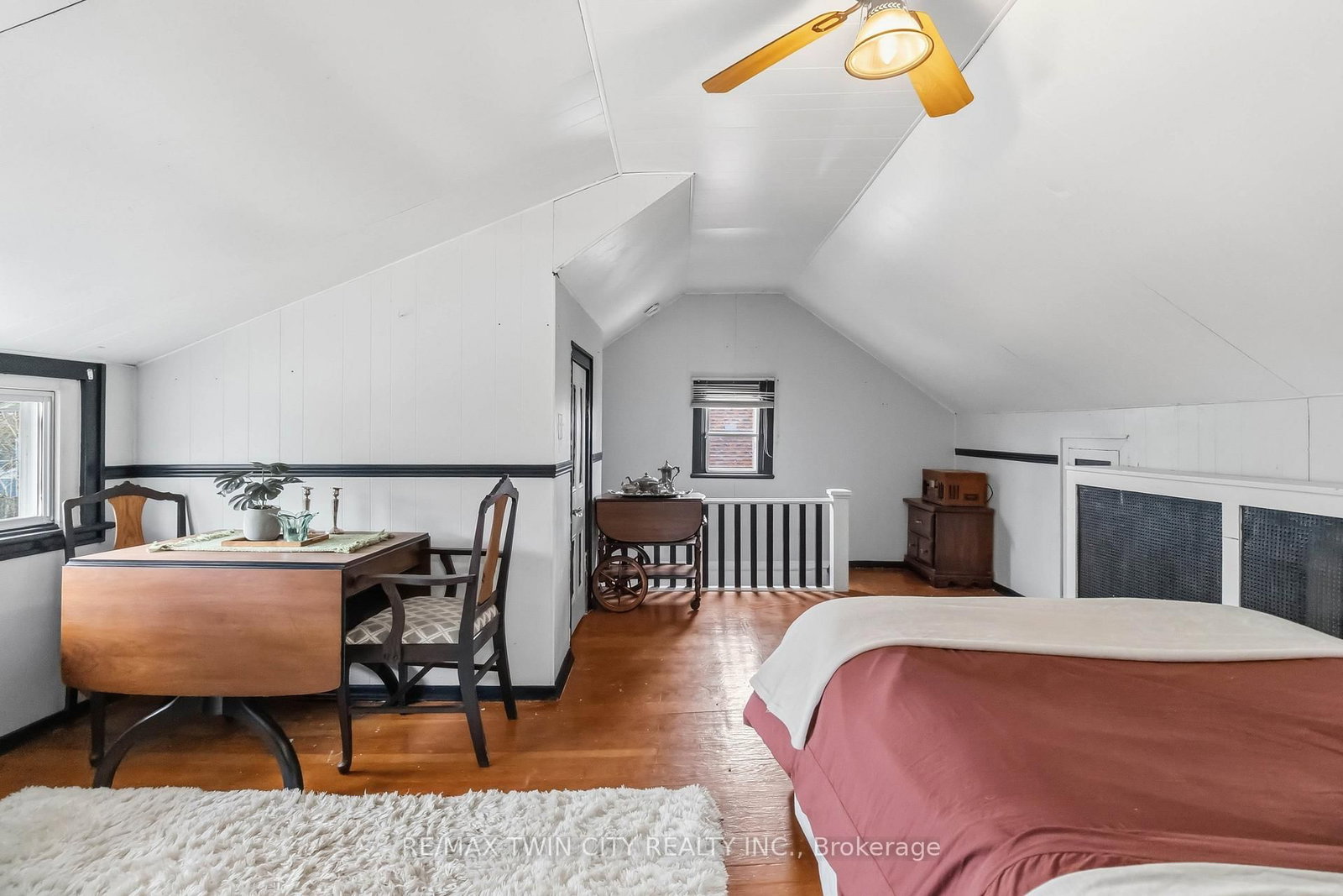 209 Grand River Street N - Photo 43