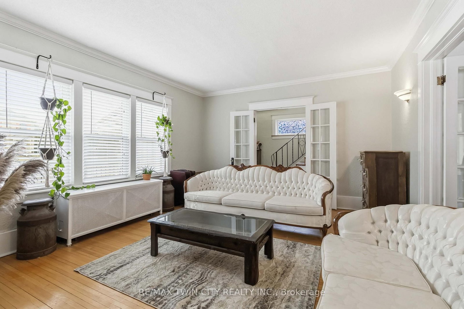 209 Grand River Street N - Photo 7