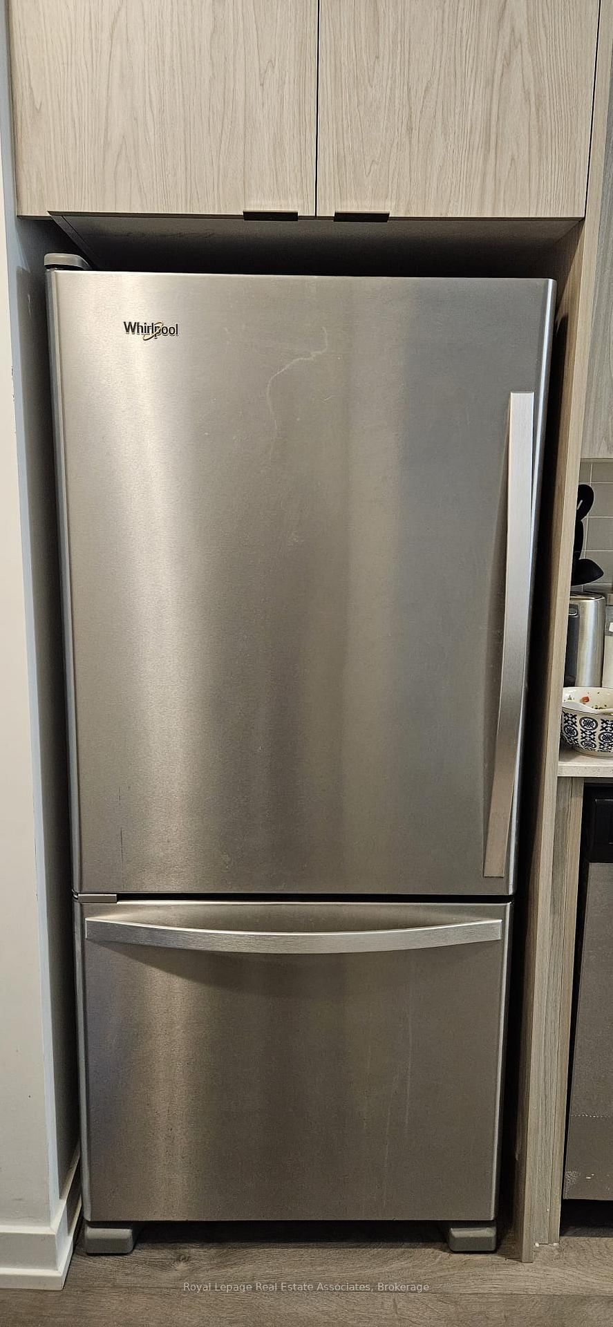 Condo for sale at 409-55 Duke Street, Kitchener, Ontario, N2H 0C9 - MLS: X12919088