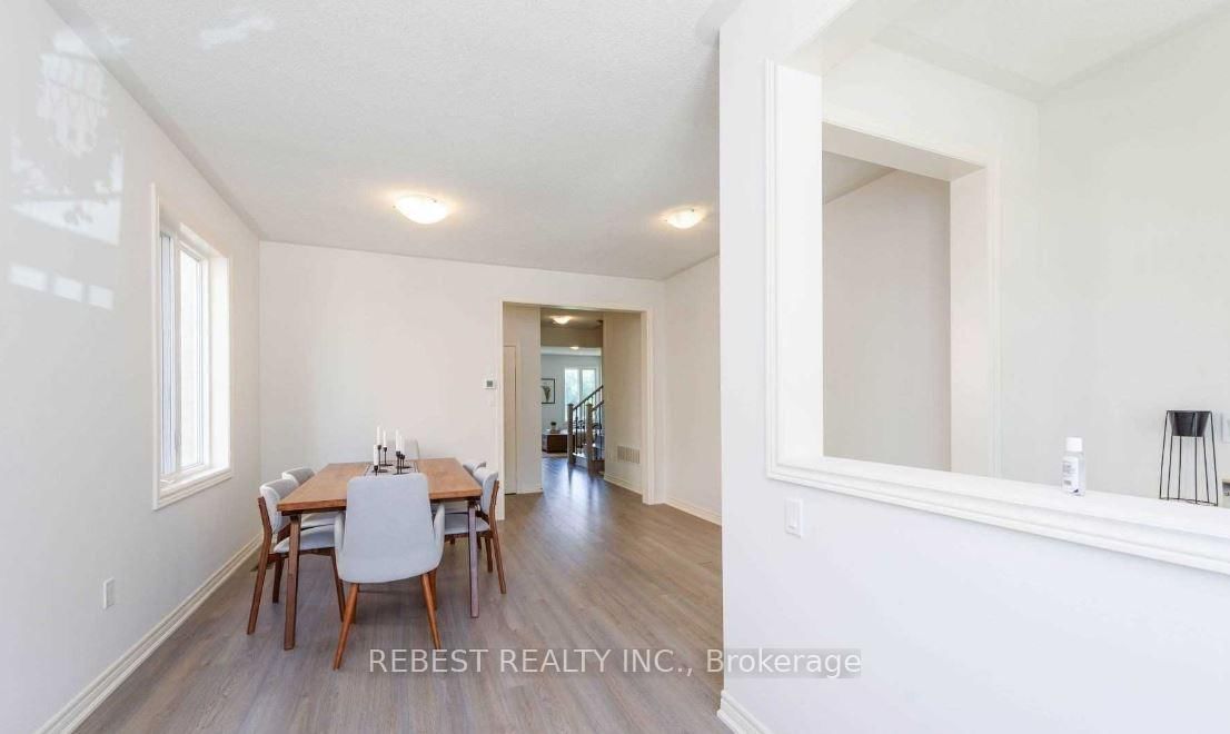 67 Riverwalk Drive - Photo 5