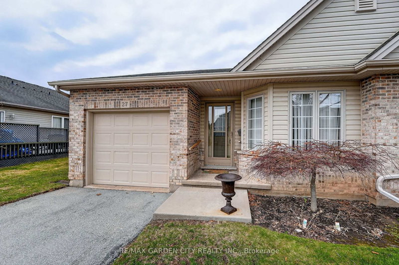 27 - 303 Central Ave, Grimsby, L3M 5L7 | Image 2