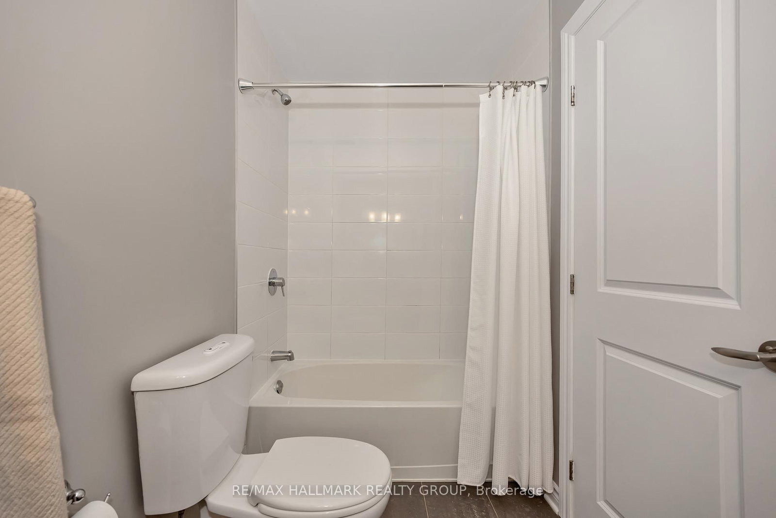 682 Churchill Avenue, Unit 310 - Photo 19