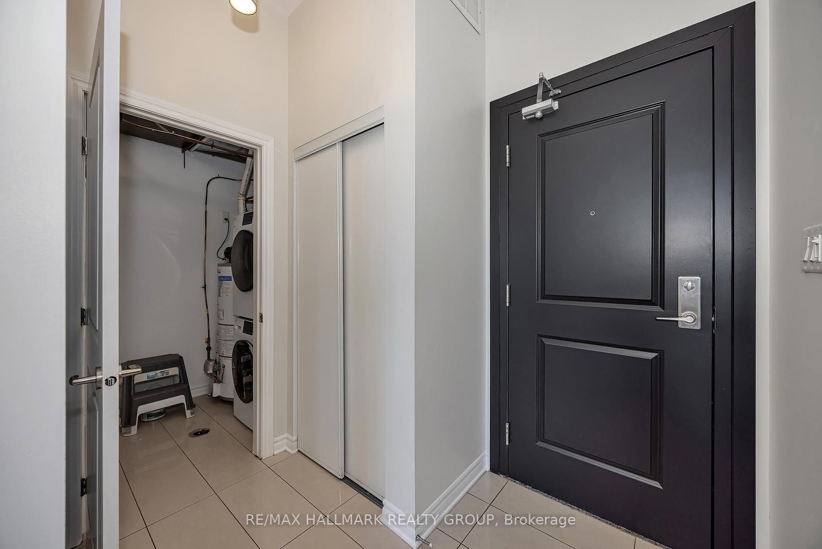 682 Churchill Avenue, Unit 310 - Photo 26