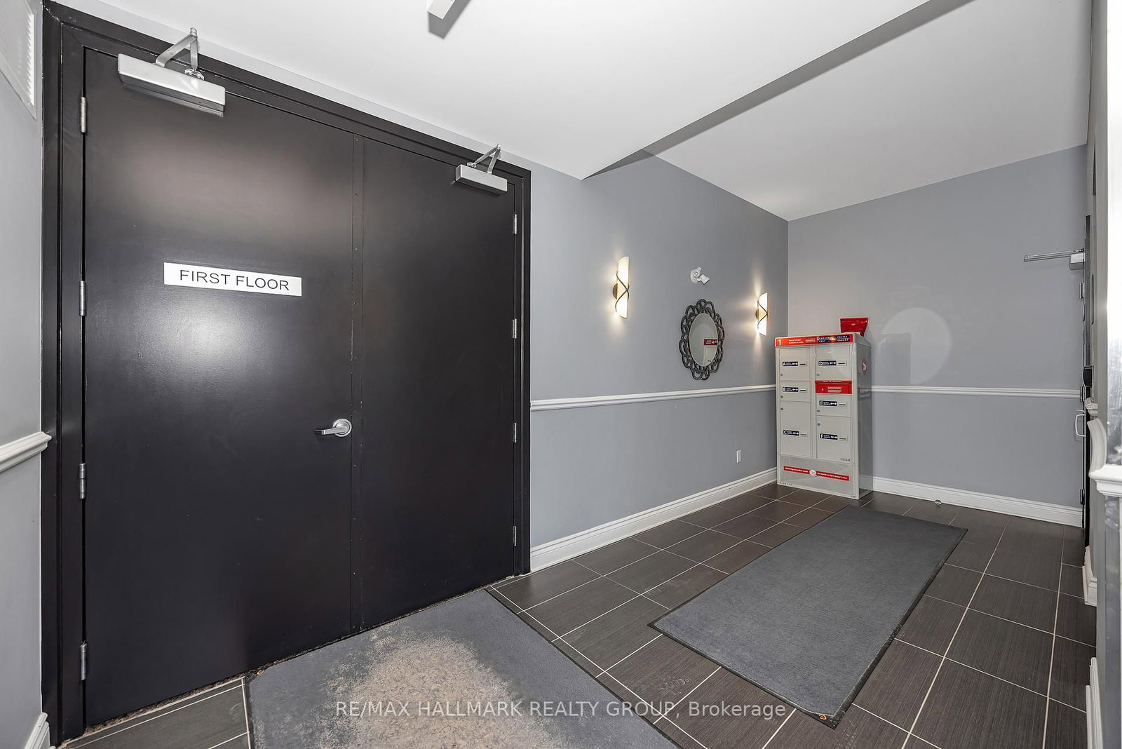 682 Churchill Avenue, Unit 310 - Photo 33