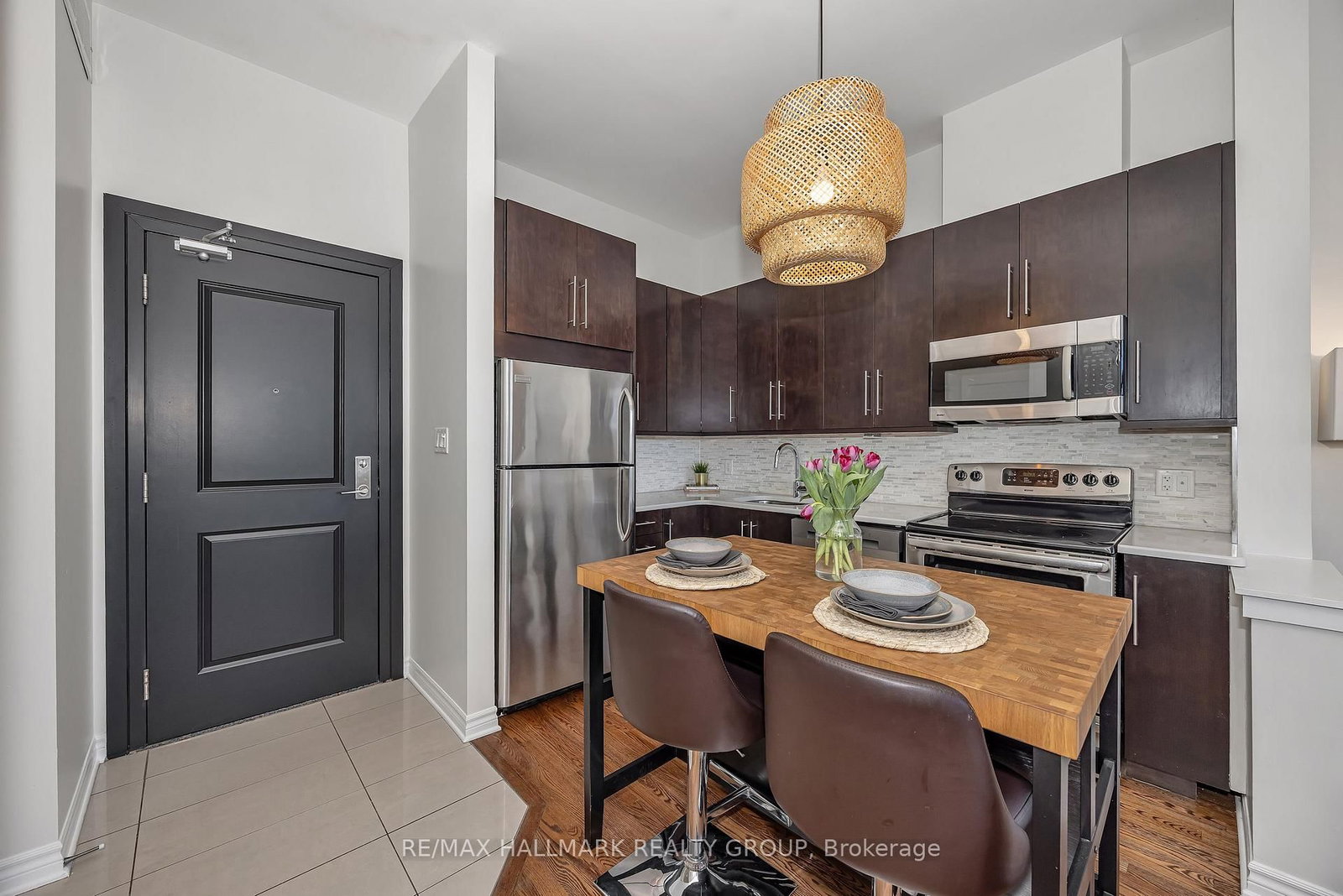 682 Churchill Avenue, Unit 310 - Photo 6