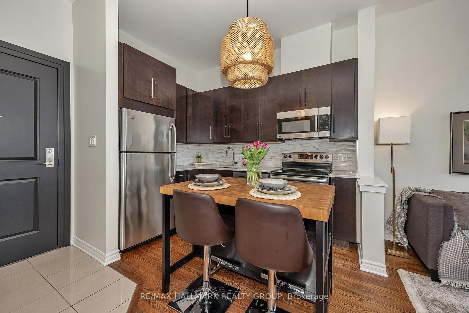 682 Churchill Avenue, Unit 310 - Photo 7