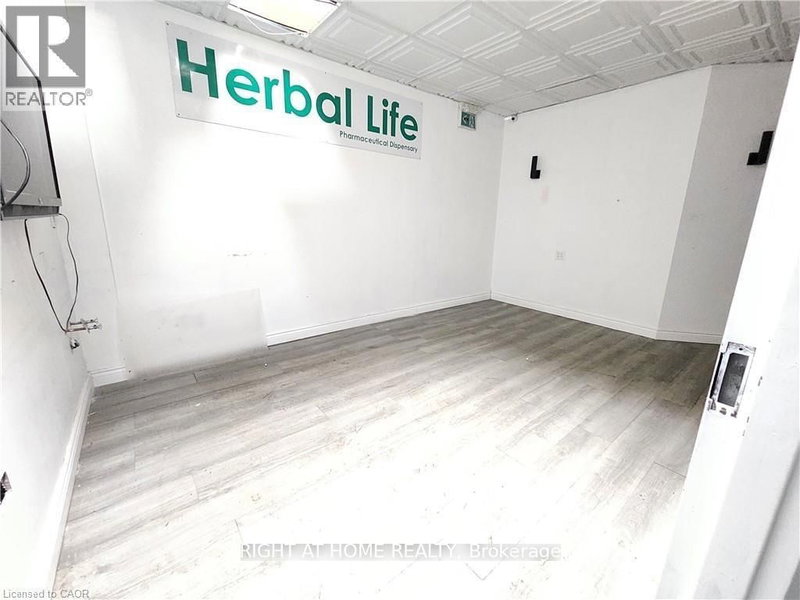 9 - 1447 Upper Ottawa St, Hamilton, L8W 3J6 | Image 2