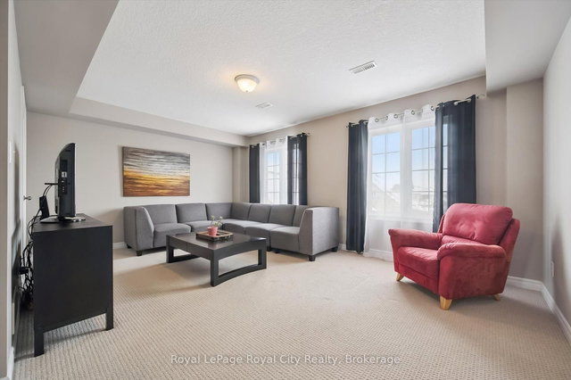 28B - 15 Carere Crescent