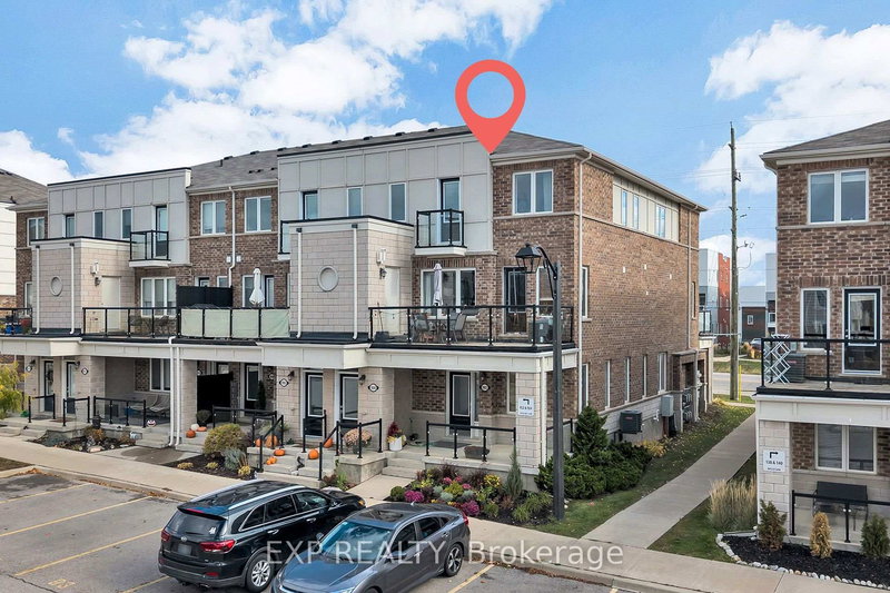 904 Apple Hill Lane, Kitchener, N2R 1P6 | Image 2