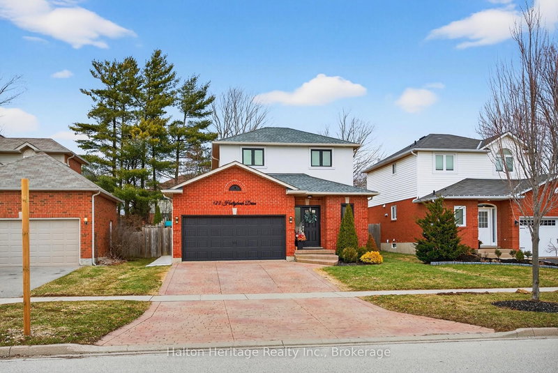 122 Hollybush Dr, Hamilton, L8B 0P1 | Image 2