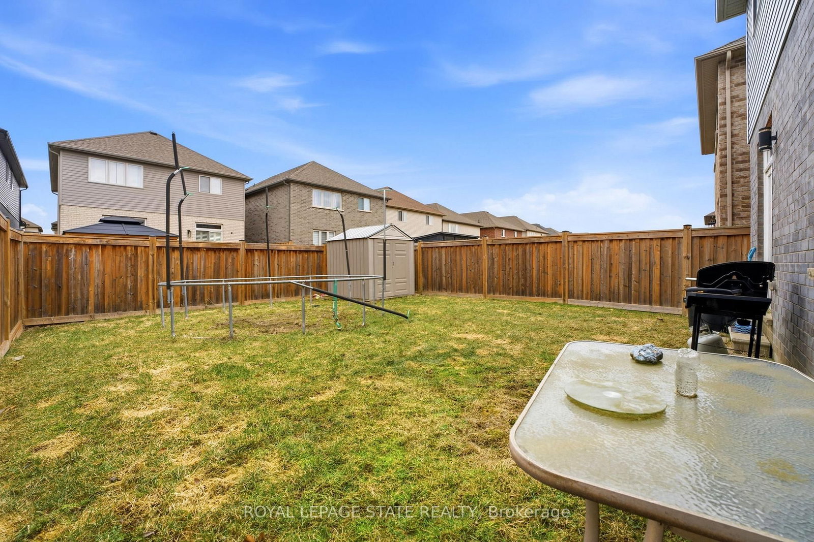 Detached House for sale at 86 Fairgrounds Drive, Hamilton, Ontario, L0R 1C0 - Binbrook - MLS: X12919898