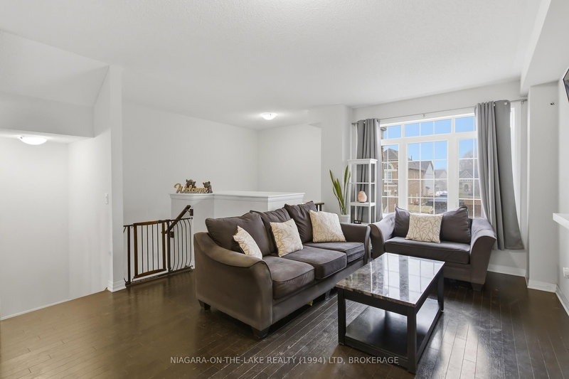 4018 Fracchioni Dr, Lincoln, L3J 0R8 | Image 2