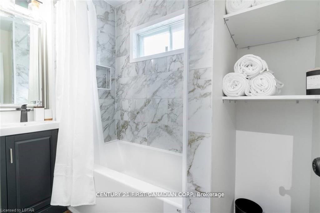 43 JOSEPHINE Street, Unit 3