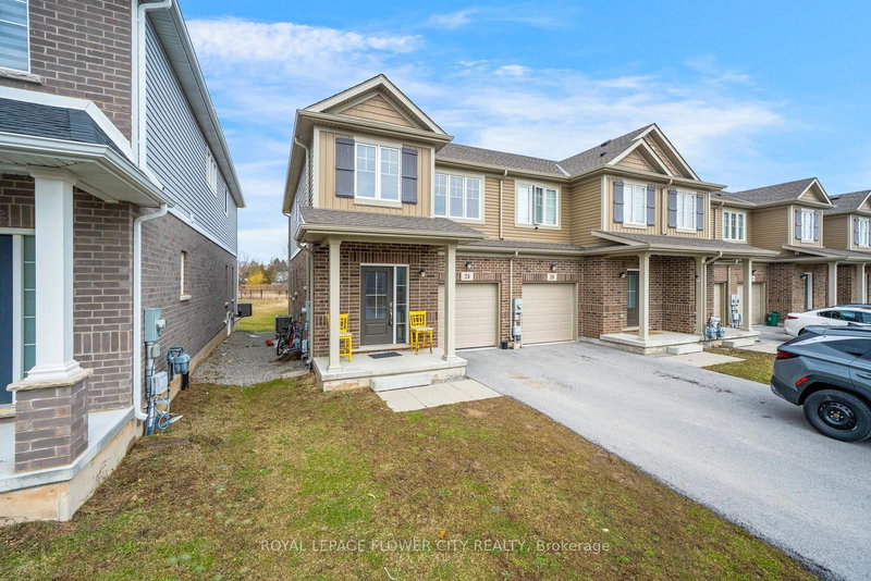 24 Sycamore St, Welland, L3C 0H8 | Image 2