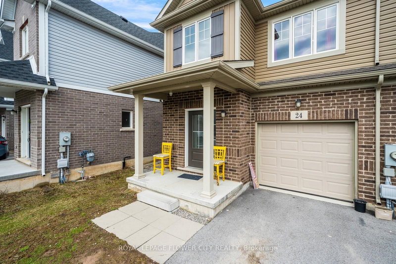 24 Sycamore St, Welland, L3C 0H8 | Image 3