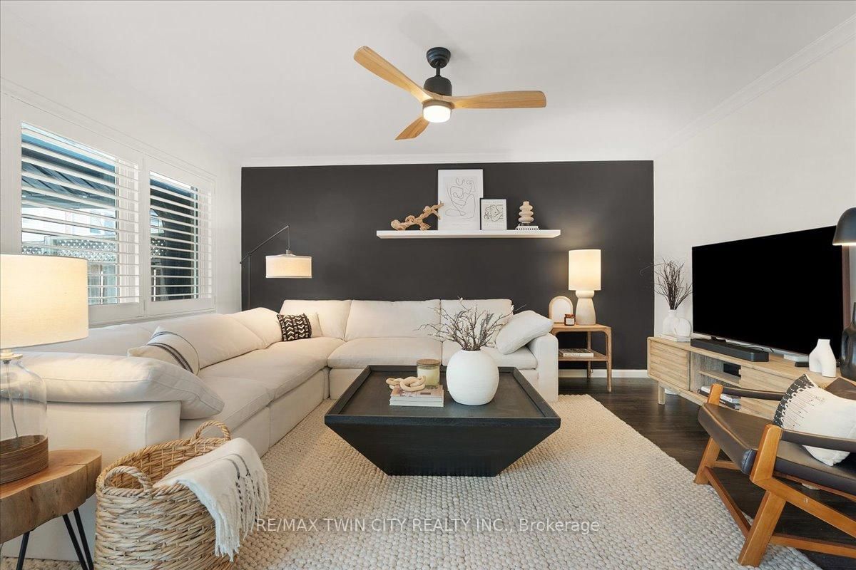 Townhouse for sale at 48 Manhattan Circle, Cambridge, Ontario, N3C 0C4 - MLS: X12920280